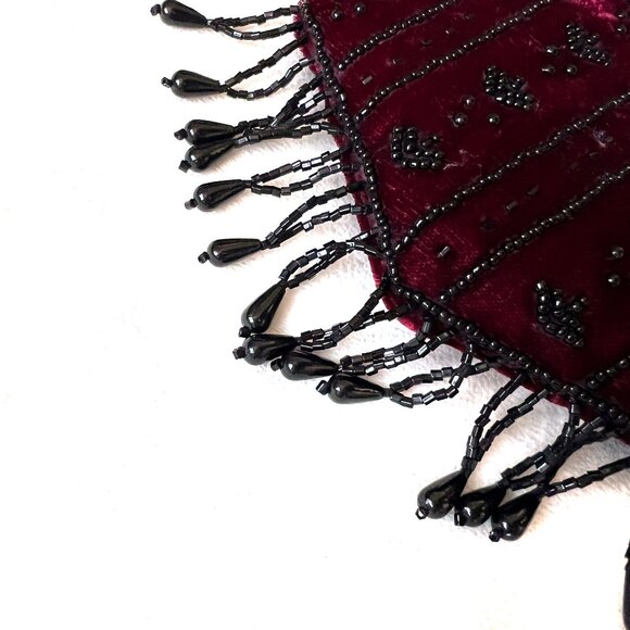 Beaded Velvet Evening Bag, magenta 5 x 6 inches - Picture 6 of 9